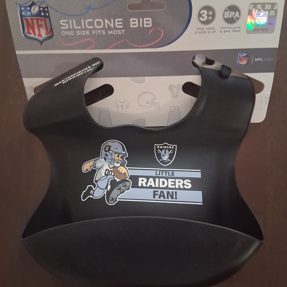 NFL Raiders Silicone Bib